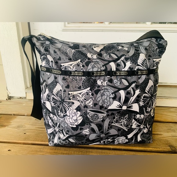 Lesportsac Crossbody Bag - Picture 1 of 13